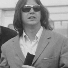 Phil May (singer) height profile photo