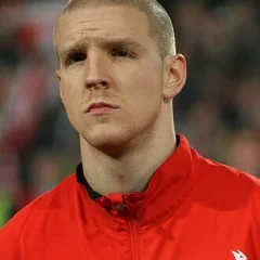 Philippe Senderos height profile photo