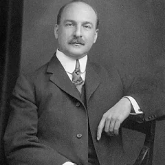 Pierre S. du Pont height profile photo