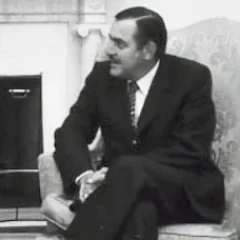 Pik Botha height profile photo