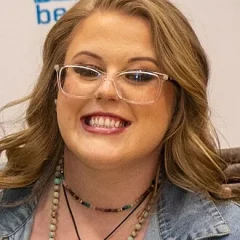 Piper Niven height profile photo