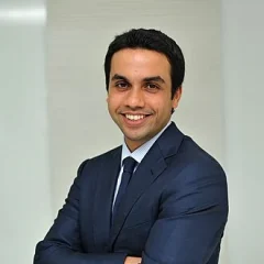 Pirojsha Adi Godrej height profile photo