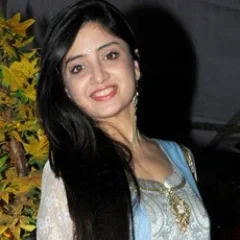 Poonam Kaur height profile photo