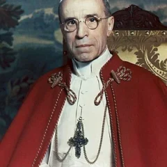 Pope Pius XII height profile photo