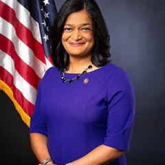 Pramila Jayapal height profile photo