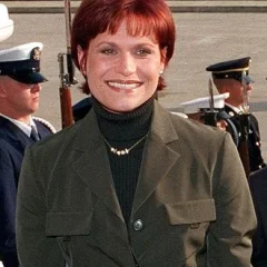 Princess Aisha bint Hussein height profile photo