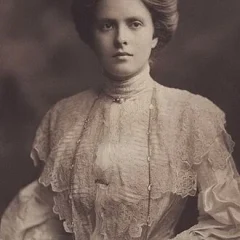 Princess Alice of Battenberg height profile photo