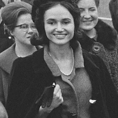 Princess María Teresa of Bourbon-Parma height profile photo