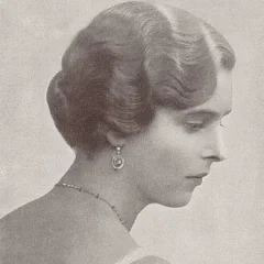 Princess Theodora of Greece and Denmark (1906–1969) height profile photo