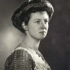 Princess Victoria Adelaide of Schleswig-Holstein height profile photo