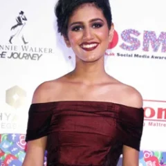 Priya Prakash Varrier height profile photo