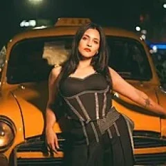 Priyanka Sarkar height profile photo