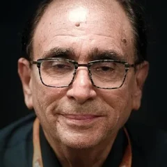 R. L. Stine height profile photo