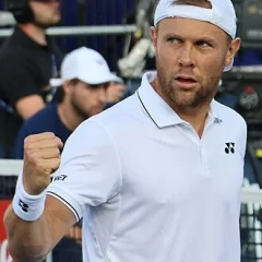 Radu Albot height profile photo
