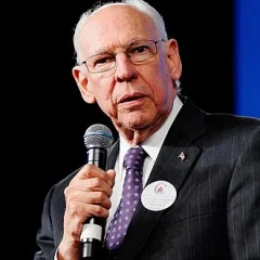 Rafael Cruz height profile photo