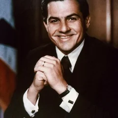 Rafael Hernández Colón height profile photo