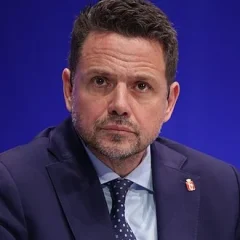 Rafał Trzaskowski height profile photo