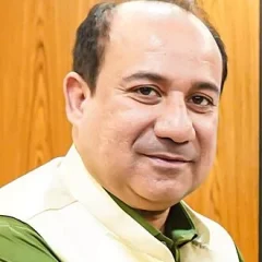Rahat Fateh Ali Khan height profile photo