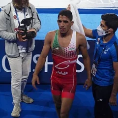 Rahman Amouzad height profile photo