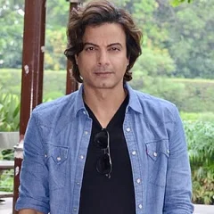 Rahul Bhat height profile photo