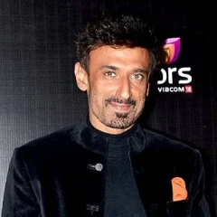 Rahul Dev height profile photo