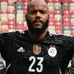 Raïs M'Bolhi height profile photo