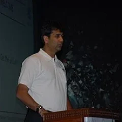 Rajiv Bajaj height profile photo
