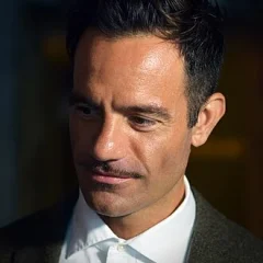 Ramin Karimloo height profile photo
