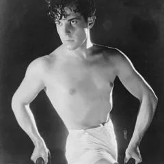 Ramon Novarro height profile photo