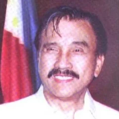 Ramon Revilla Sr. height profile photo