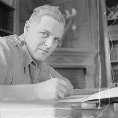 Randolph Churchill height profile photo