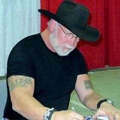 Randy White (American football) height profile photo