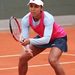 Raquel Atawo height profile photo
