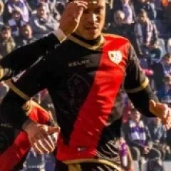 Raúl de Tomás height profile photo