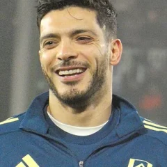 Raúl Jiménez height profile photo