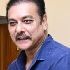 Ravi Shastri height profile photo