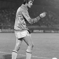 Ray Clemence height profile photo