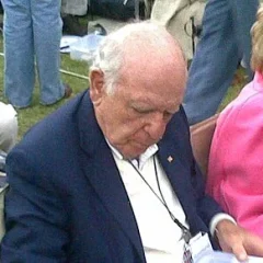 Raymond Ackerman (businessman) height profile photo
