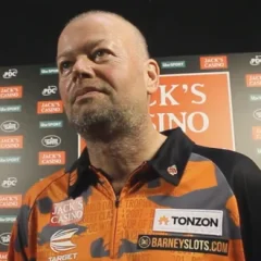 Raymond van Barneveld height profile photo