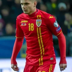 Răzvan Marin height profile photo