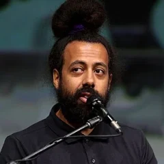 Reggie Watts height profile photo