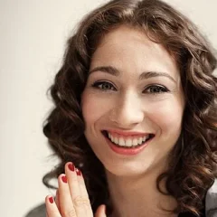 Regina Spektor height profile photo