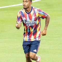 Reiss Nelson height profile photo