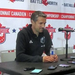 Rémi Garde height profile photo