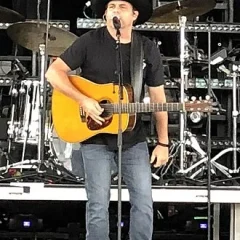 Rhett Akins height profile photo