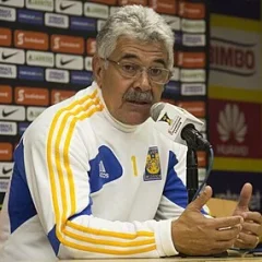Ricardo Ferretti height profile photo
