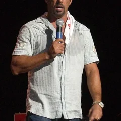 Rich Vos height profile photo