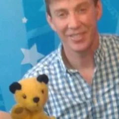 Richard Cadell height profile photo