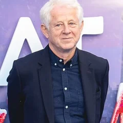 Richard Curtis height profile photo