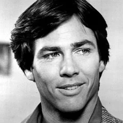 Richard Hatch (actor) height profile photo